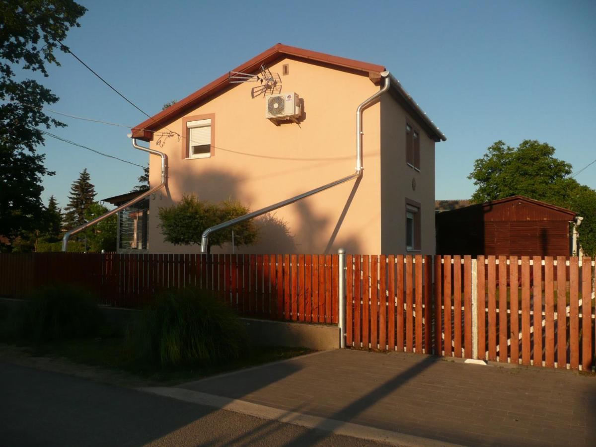 Levendula Vendeghaz Villa Hajdúnánás Exterior foto