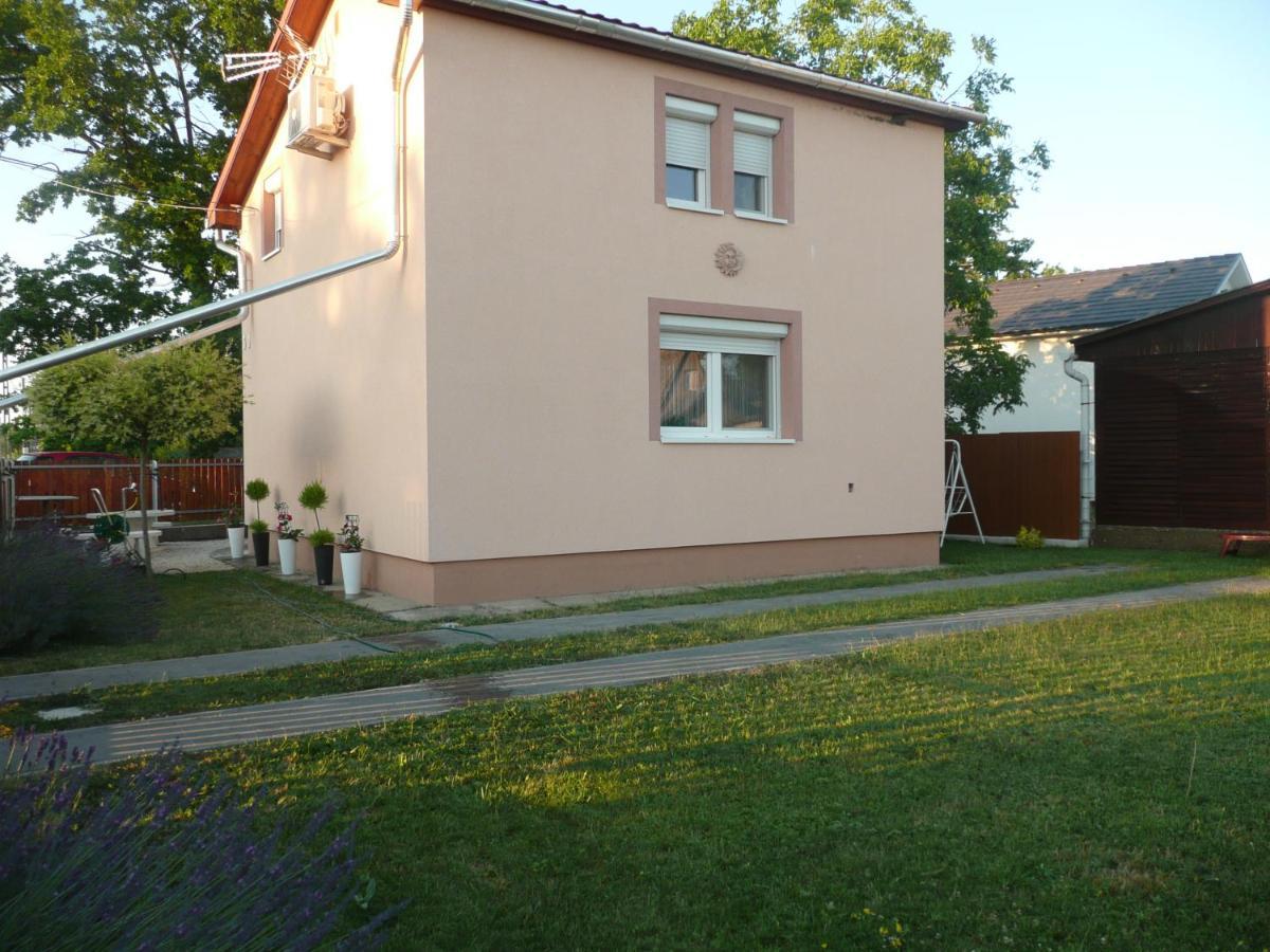 Levendula Vendeghaz Villa Hajdúnánás Exterior foto