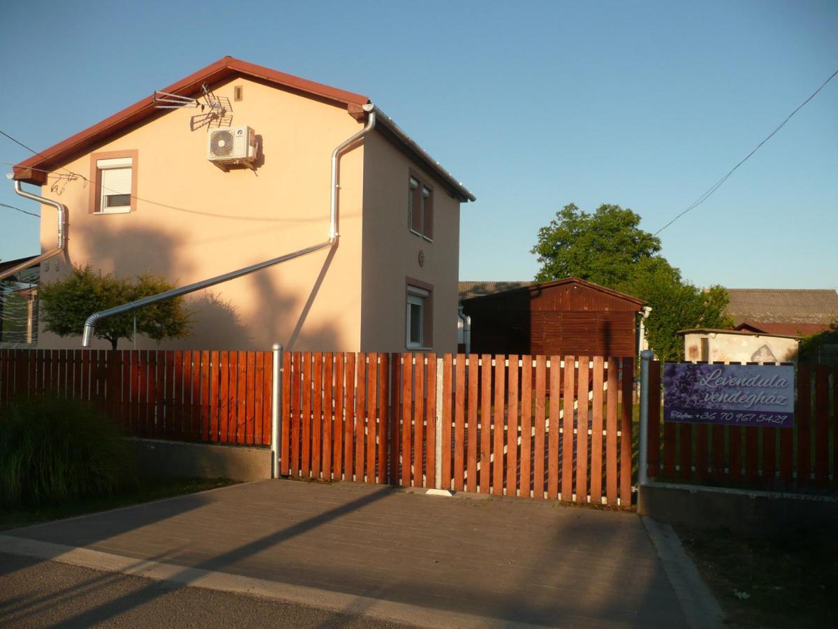 Levendula Vendeghaz Villa Hajdúnánás Exterior foto